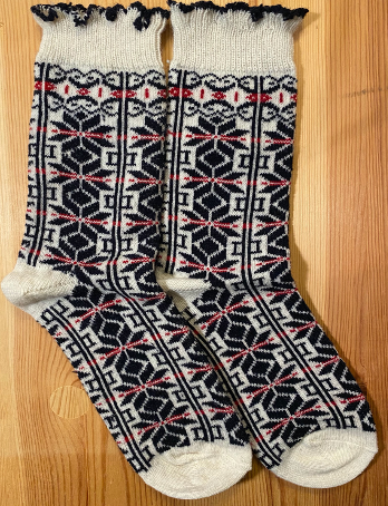 Wool Wear of Scandinavia, Selbu Star Ruffled Cuff, WW18