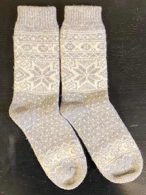 Wool Wear of Scandinavia, Traditional Knit, WW50 Light Grey/ White